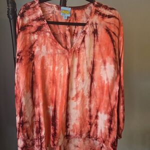 C&C California Red Tie-Dye V-Neck Blouse